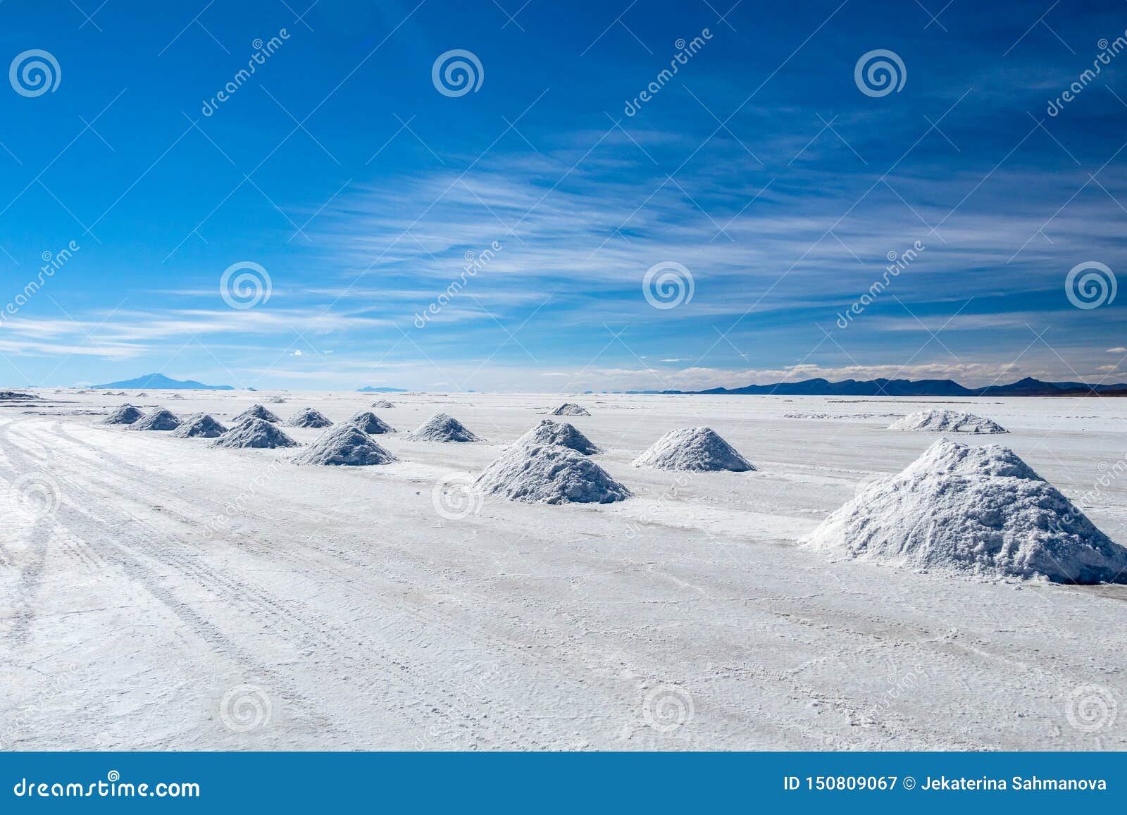 landscape of incredibly white salt flat salar de uyuni, amid the andes in southwest bolivia, south america